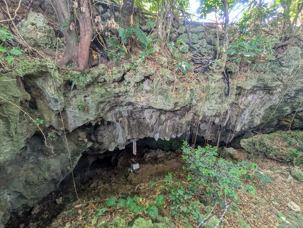 沖縄陸軍病院第1外科壕跡