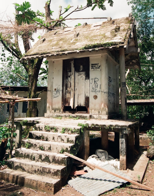 カロリン諸島・ポンペイ島の神社跡