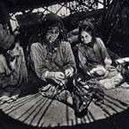 ロシア領チャルケン島の毛織り