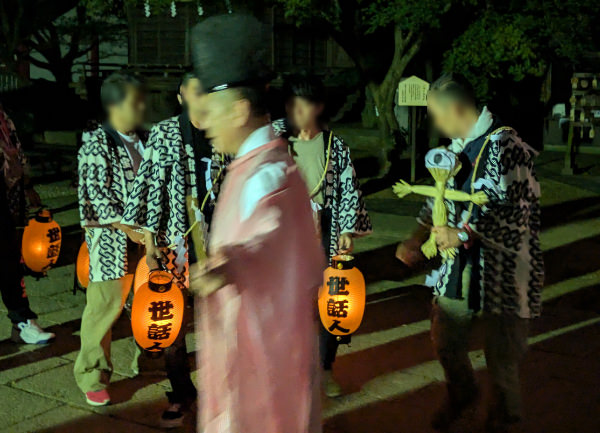 1つ目が街を練り歩く「ひとつもの神事」