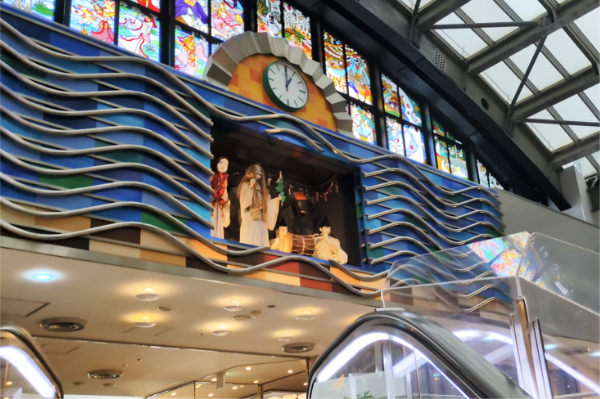 宮崎空港「神の光 生命の国 愛の花」
