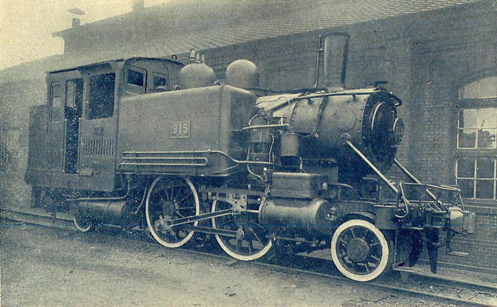 900