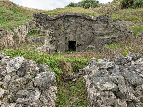 与那国島の現在の墓地